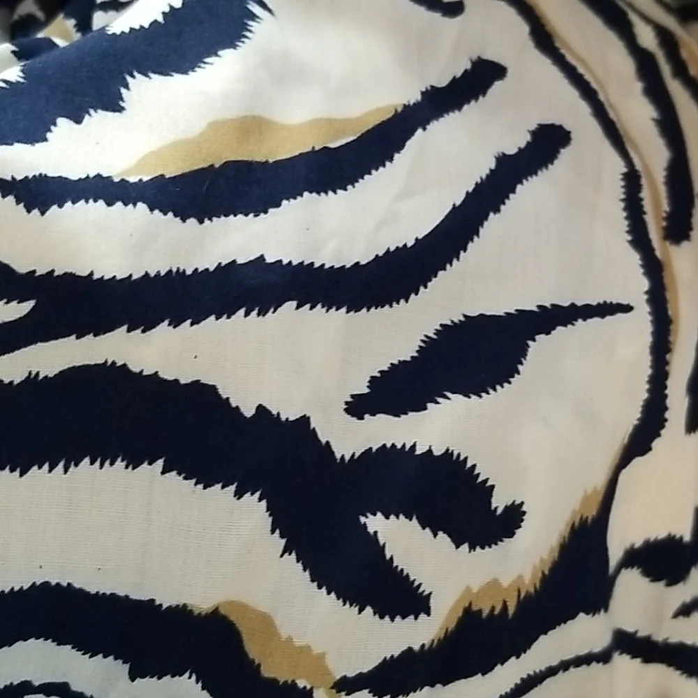 Blue & White Zebra Print Kimono w/Elastic Sleeves - No Reorders. Limited. - Picture 4 of 16